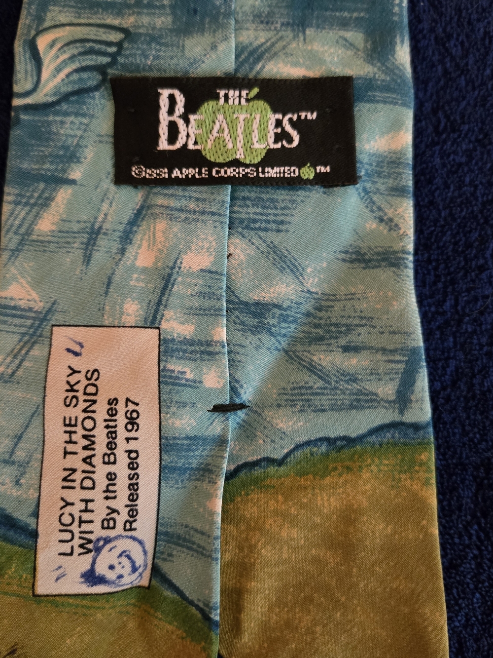 Vintage The Beatles "Lucy In The Sky" Tie - Picture 2 of 5